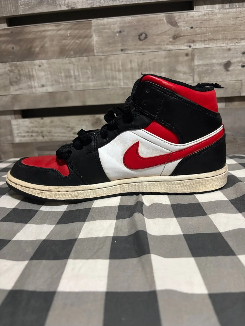 Jordan Men’s Sneaker - Red/Black/White